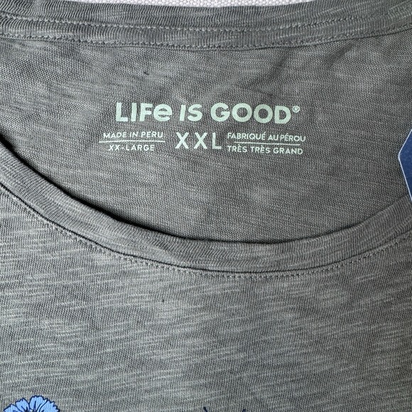 Life Is Good Graphic Tee Women's XXL Gray Butterflies Crew Neck NWT - Picture 7 of 8